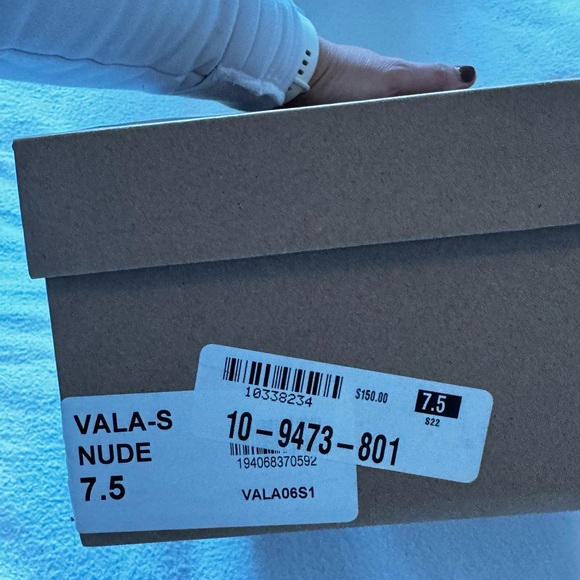 Steve Madden Vala Nude Heels - Picture 2 of 7